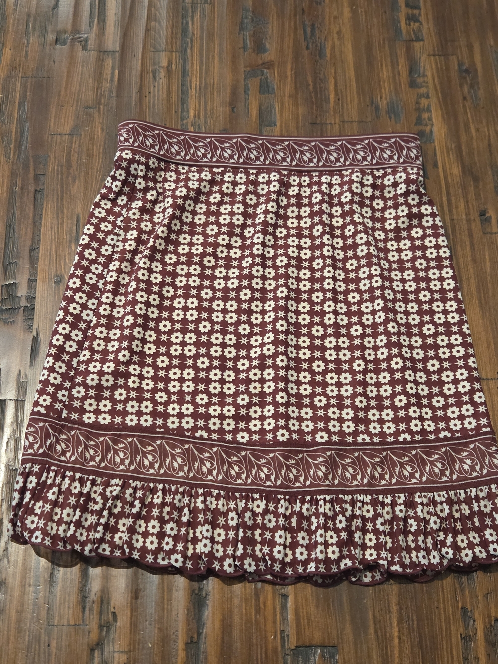 A-Line Skirt in Burgundy and Cream NEW Size XS